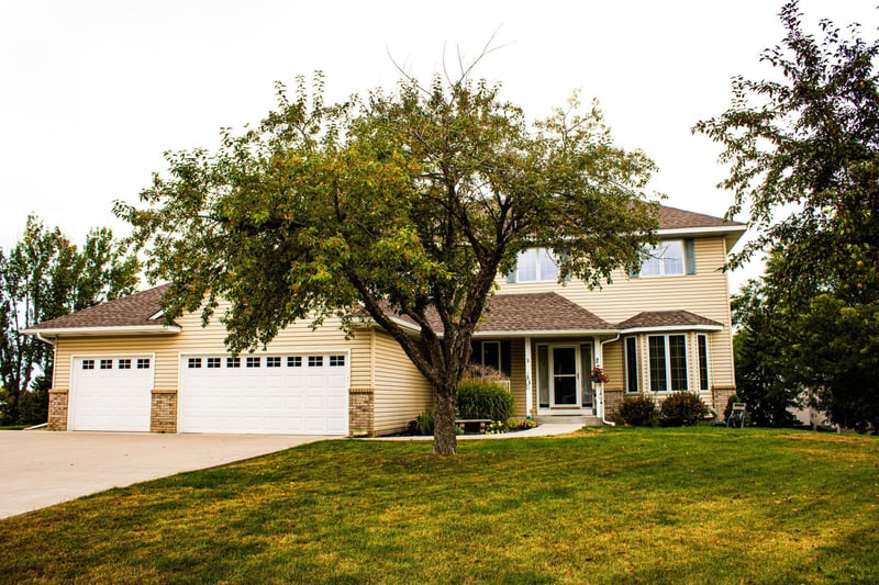 21386 Goldenrod Cir, Rogers, MN 55374