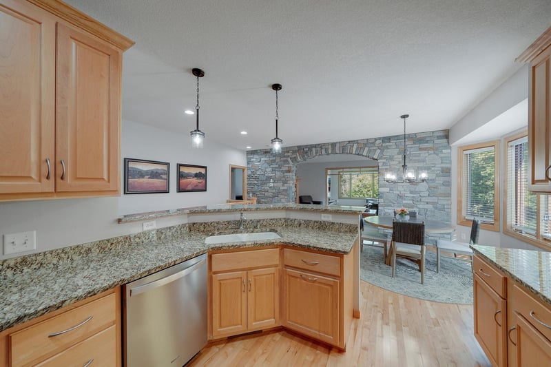14023 N Walters Way, Savage, MN 55378
