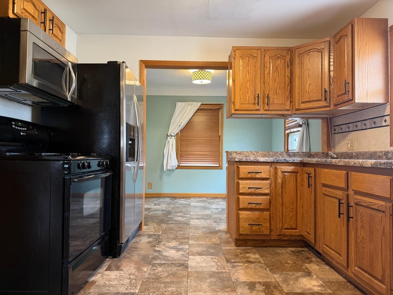 143 12th Ave N, South Saint Paul, MN 55075