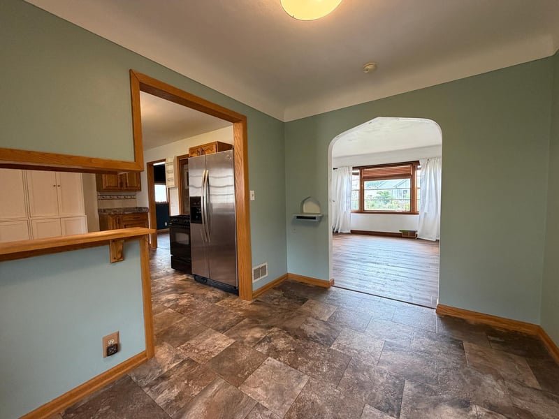 143 12th Ave N, South Saint Paul, MN 55075