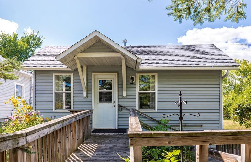 409 7th St, Cloquet, MN 55720