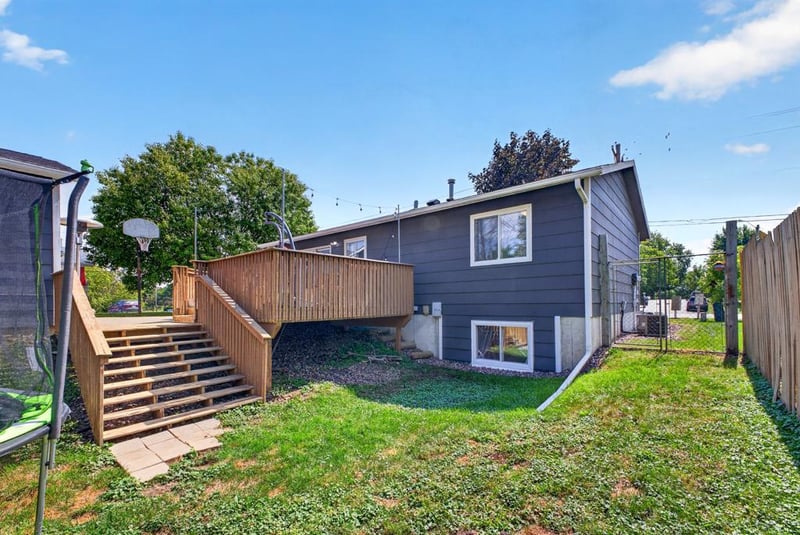 3513 7th St NW, Rochester, MN 55901