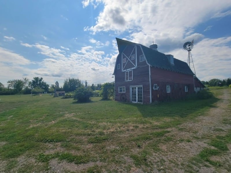 40306 Torchlight Rd, Isle, MN 56342