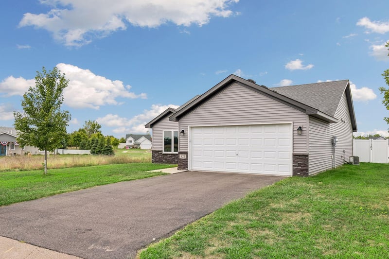 421 Staples Rd, Osceola, WI 54020