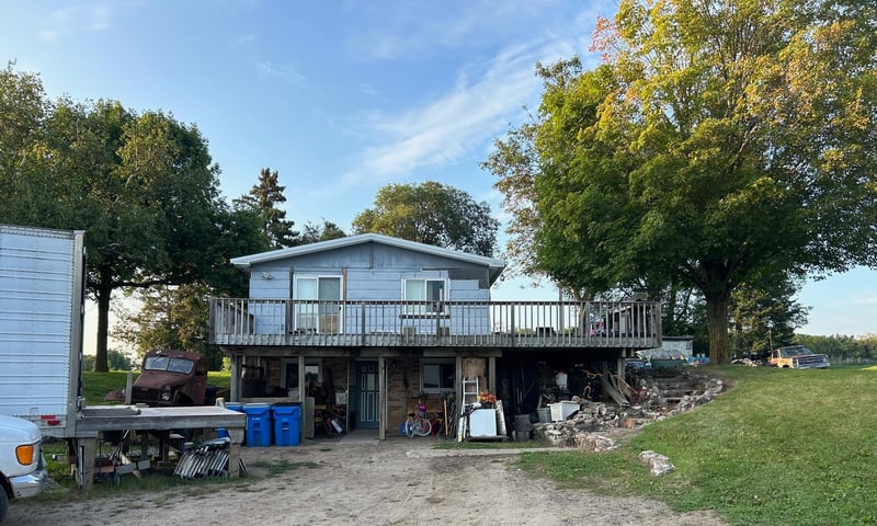 36001 Verdin St NW, Cambridge, MN 55008