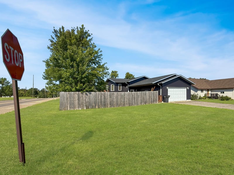 105 Walborg Ave NE, Bemidji, MN 56601