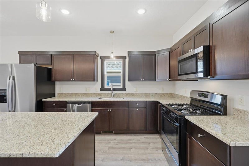 1785 Morning Glory Dr, River Falls, WI 54022