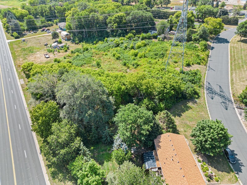 1417 Tyrone Dr, Shakopee, MN 55379