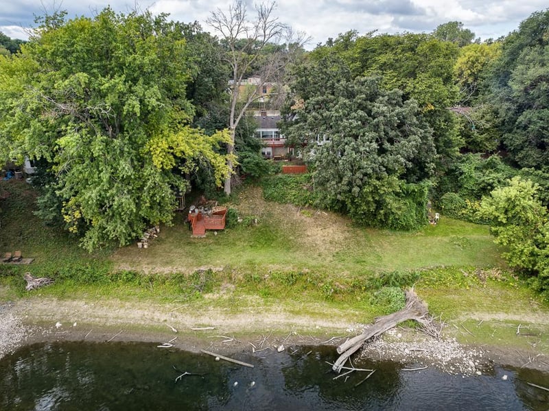 9316 W River Rd, Brooklyn Park, MN 55444
