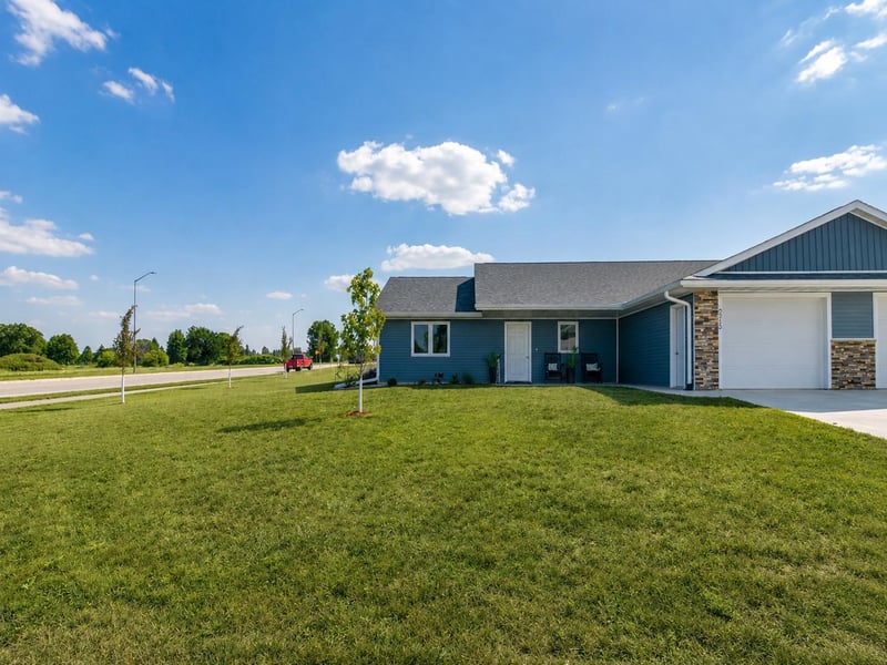2215 Lake Ave, New Ulm, MN 56073