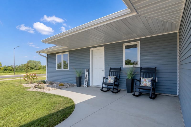 2215 Lake Ave, New Ulm, MN 56073