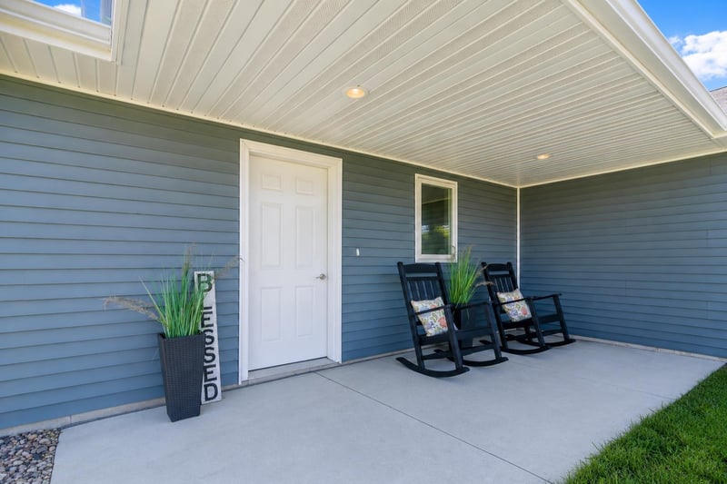2215 Lake Ave, New Ulm, MN 56073