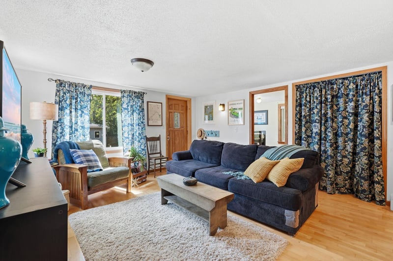 16838 Upper 19th St S, Lakeland, MN 55043
