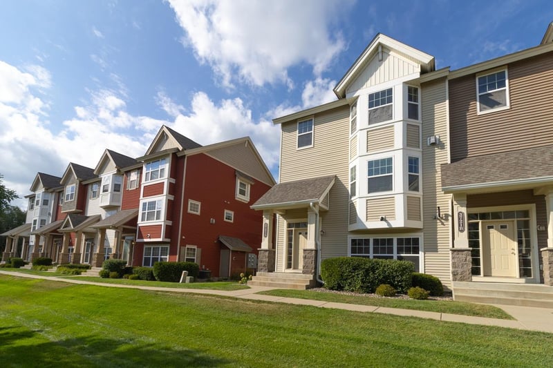 3721 Hazel Trl #A, Woodbury, MN 55129