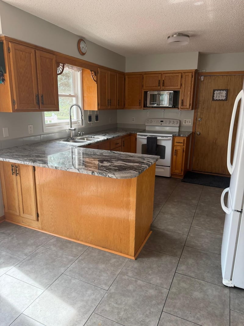 10121 Kahler Ave NE, Otsego, MN 55362