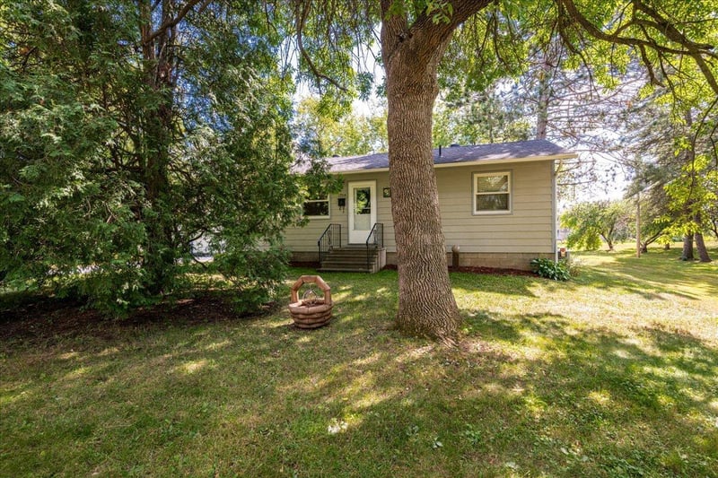 1704 Doddridge Ave, Cloquet, MN 55720