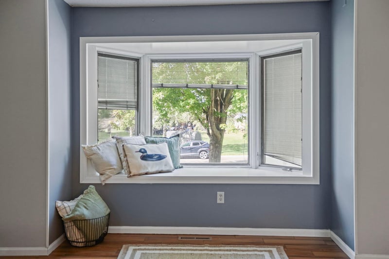 1242 Aldrich Way, Faribault, MN 55021