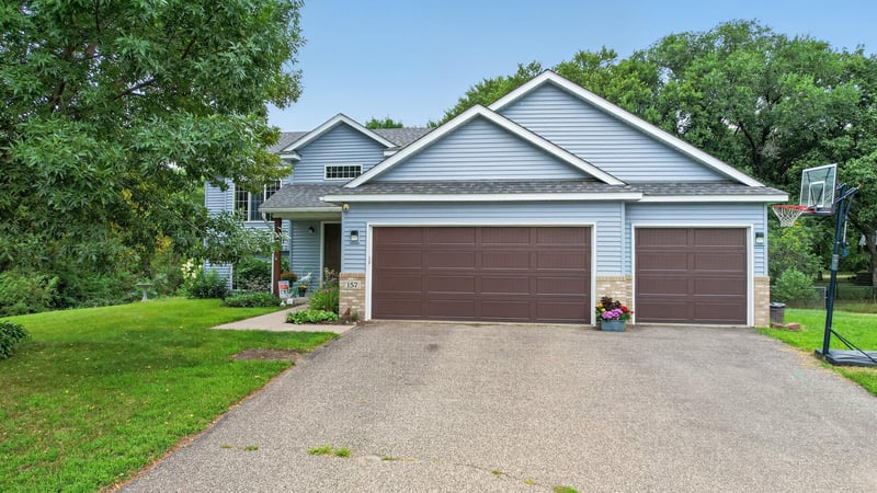 157 Corrinne Dr, Big Lake, MN 55309
