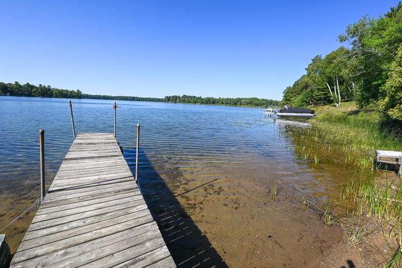 1489 Gateway Dr NW, Backus, MN 56435