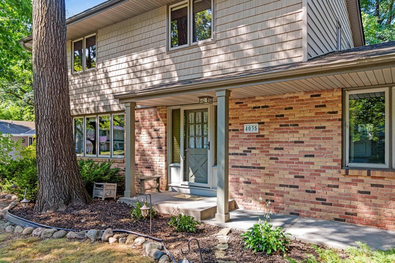 4035 Quaker Ln N, Plymouth, MN 55441