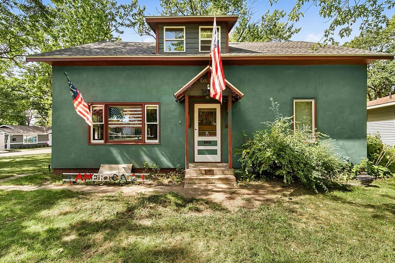 1029 River Ave S, Sauk Rapids, MN 56379