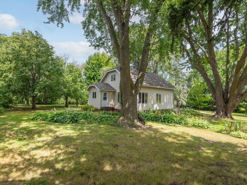 4165 Lesueur Ave, New Prague, MN 56071