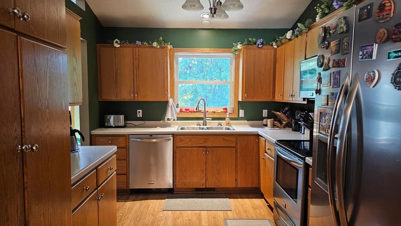 804 Zakrajshek Ct, Sartell, MN 56377