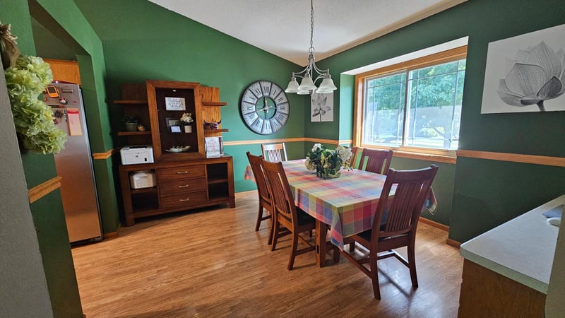 804 Zakrajshek Ct, Sartell, MN 56377