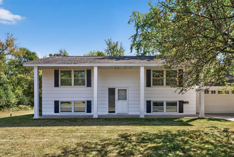 13959 Radisson Rd NE, Ham Lake, MN 55304