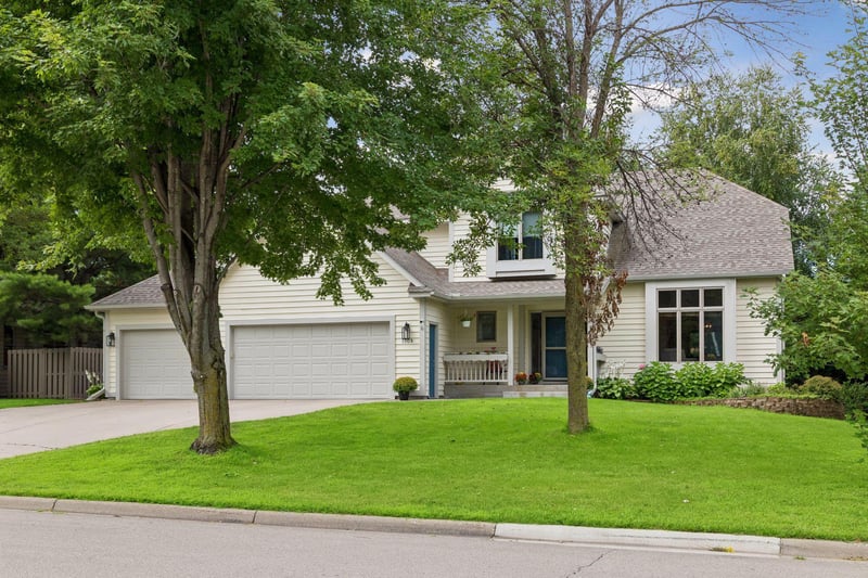 1509 Lockwood Dr, Northfield, MN 55057