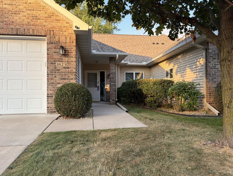 1823 Bohmbach Dr, Red Wing, MN 55066