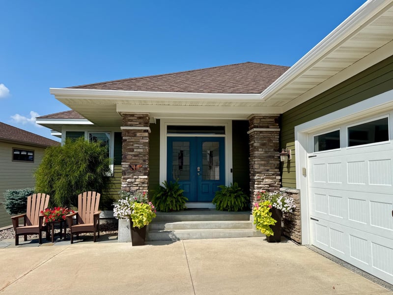 680 Indigo Ln, Northfield, MN 55057