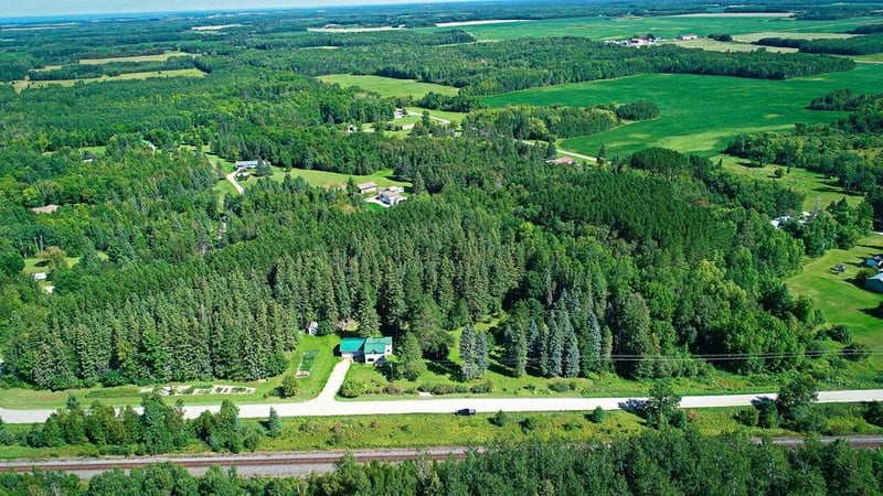 69305 Kirkwood Dr, Roosevelt, MN 56673