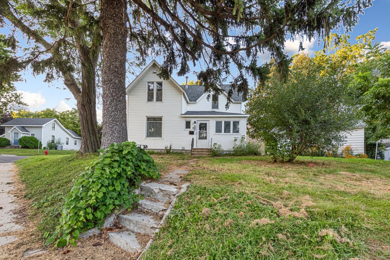 430 Fairview St, Owatonna, MN 55060