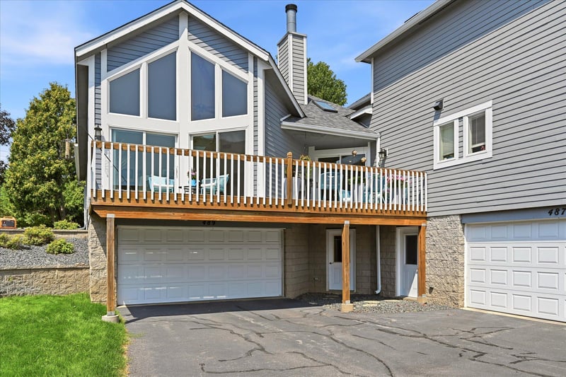 489 Mariner Dr, Bayport, MN 55003