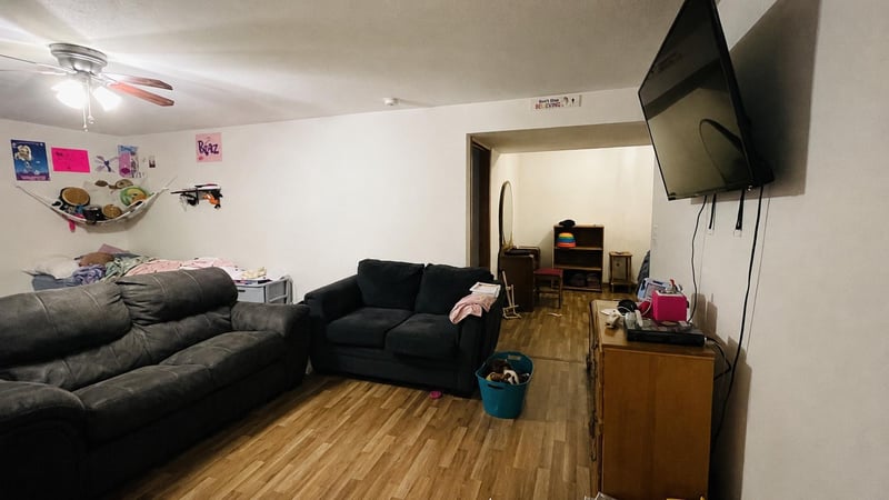 701 Juniper Ln NW, Montgomery, MN 56069