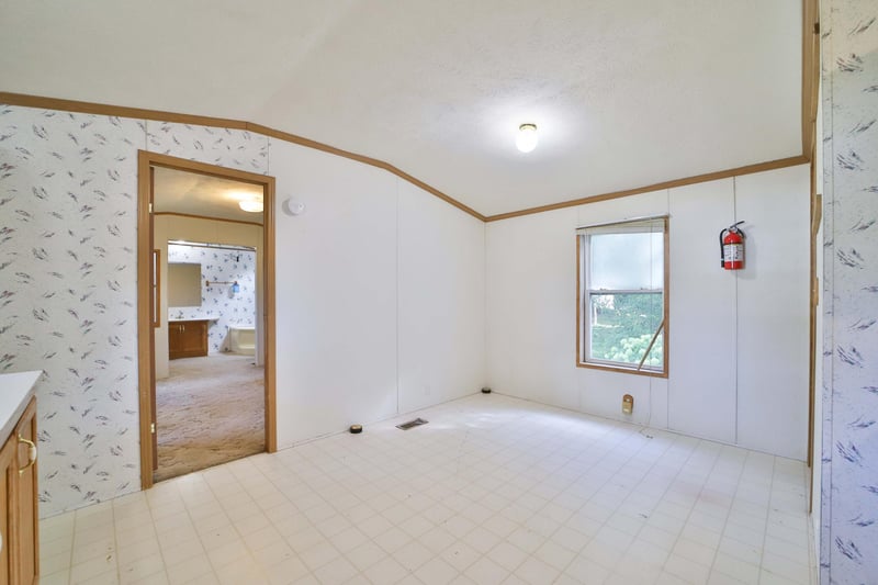 35 Ash St, Flensburg, MN 56328
