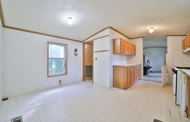 35 Ash St, Flensburg, MN 56328