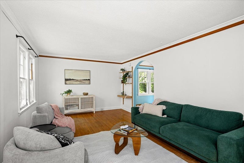 5068 Arnold Rd, Duluth, MN 55803