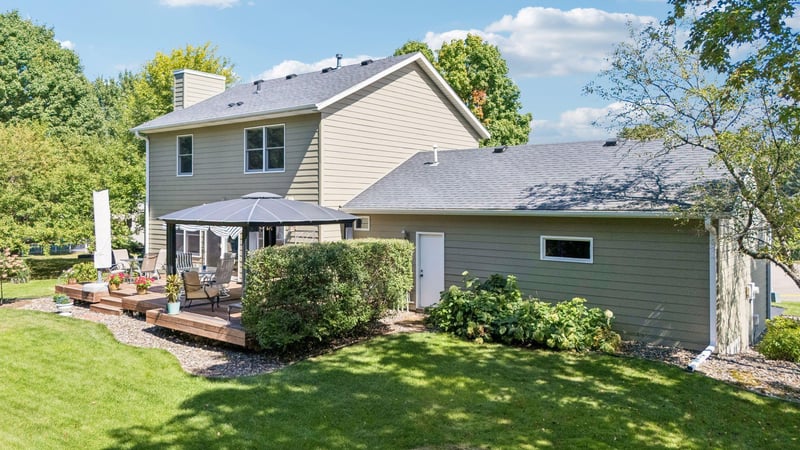 1008 Eagle Ridge Ct, Stillwater, MN 55082