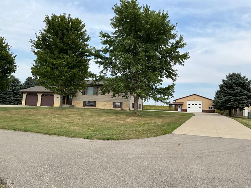 25227 State Highway 23, Roscoe, MN 56371