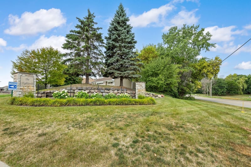 4981 Lansing Ave NE, Saint Michael, MN 55376