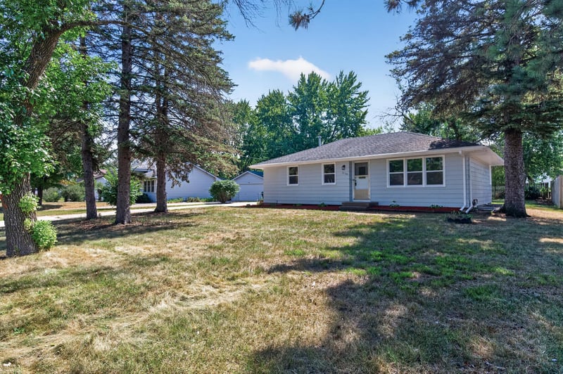 2940 115th Ave NW, Coon Rapids, MN 55433