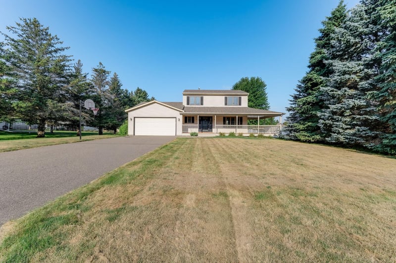 8160 Neal Ave N, Stillwater, MN 55082