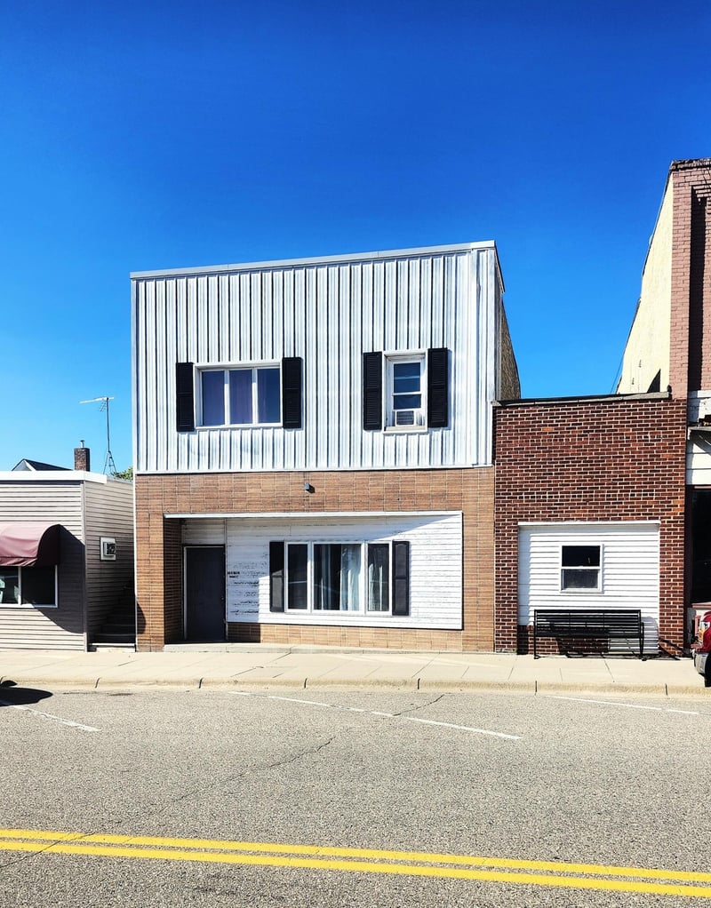46 W Main St, Osakis, MN 56360