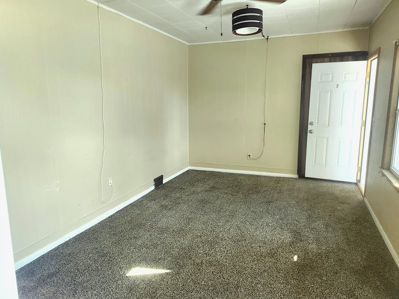 46 W Main St, Osakis, MN 56360
