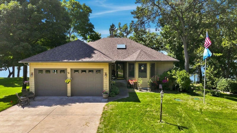 32897 Spunk Tree Cir, Avon, MN 56310
