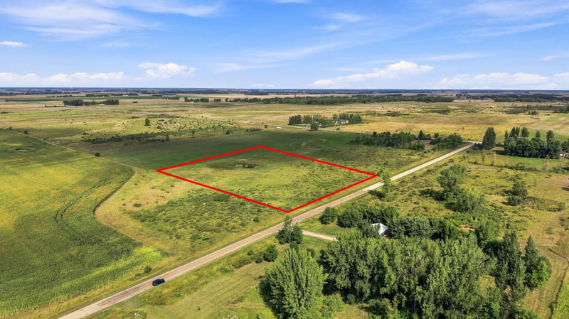 7229 160th St S, Barnesville, MN 56514