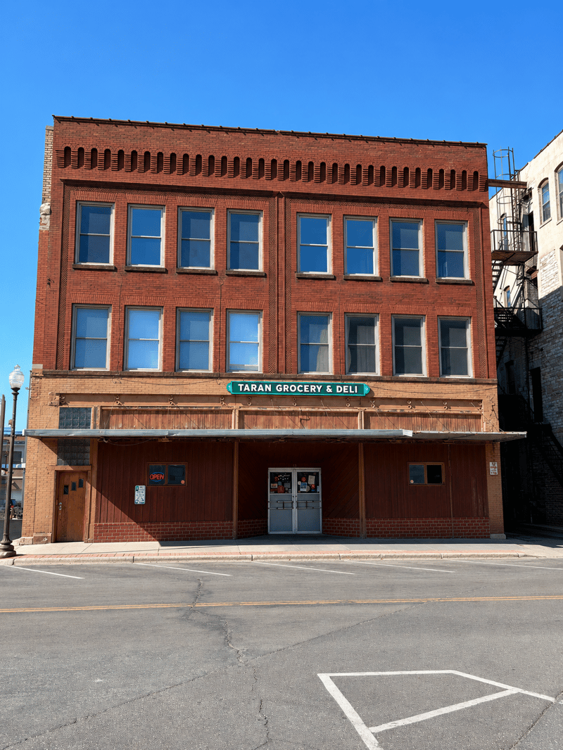 14 3rd St NW, Faribault, MN 55021