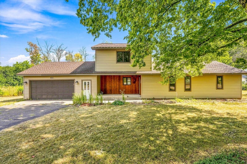 454 Young St S, Prescott, WI 54021